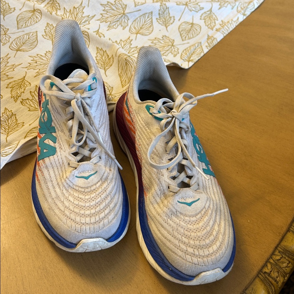 HOKA Mach 5 size 9 - Picture 3 of 8